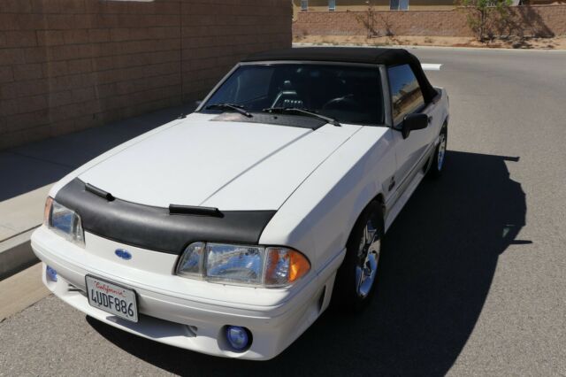 1993 White Ford Mustang Convertible