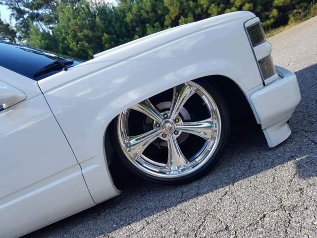 1990 White Chevrolet Silverado 1500 Standard Cab Pickup