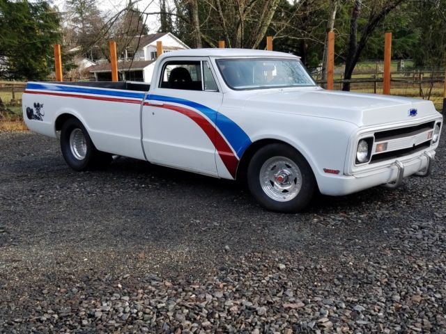 1970 White Chevrolet C-10 longbed