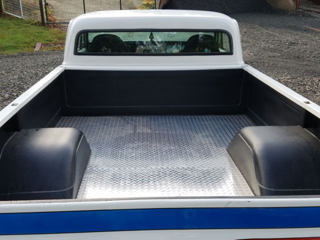 1970 White Chevrolet C-10 longbed