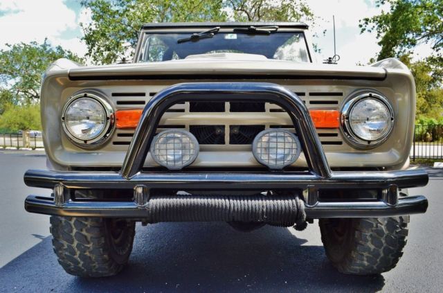 1972 Green Ford Bronco Pickup Truck