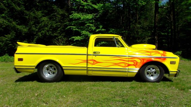 1968 Yelllow Chevrolet C-10 Extended Crew Cab Pickup