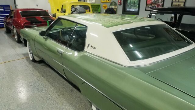 1971 Oldsmobile Ninety-Eight