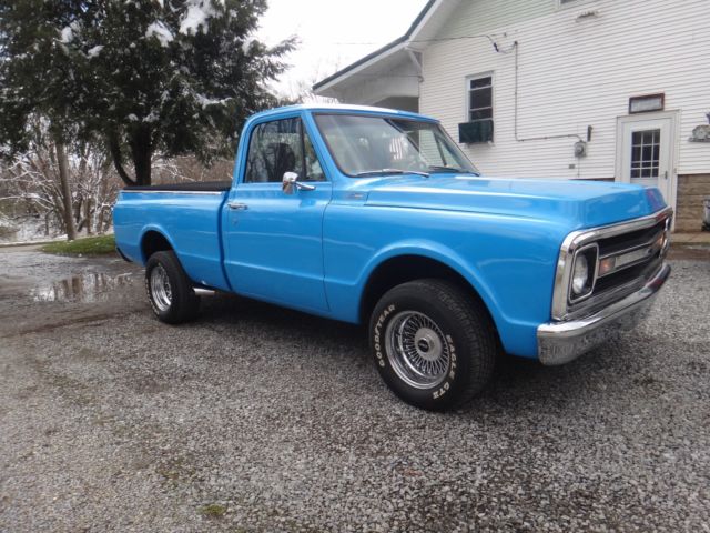 1970 Blue Chevrolet C-10 Standard Cab Pickup