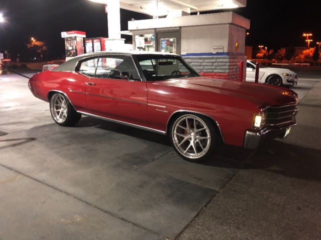 1972 Red Chevrolet Chevelle Coupe