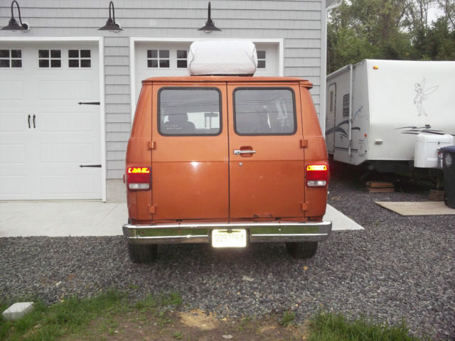 1985 Orange Chevrolet G10