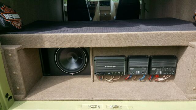 1991 Green Chevrolet G20 Van Short body