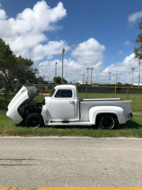 1953 White Ford F-100