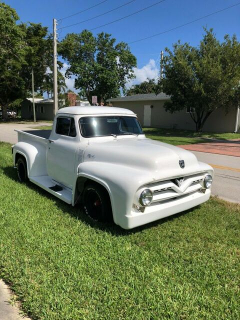 1953 White Ford F-100