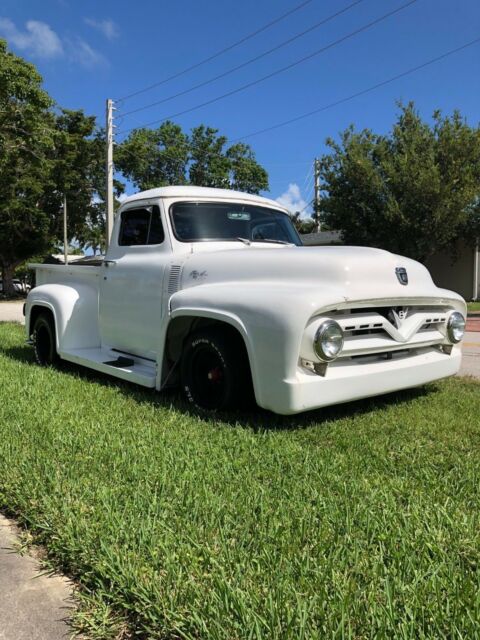 1953 White Ford F-100