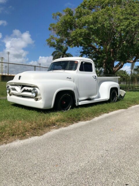 1953 White Ford F-100