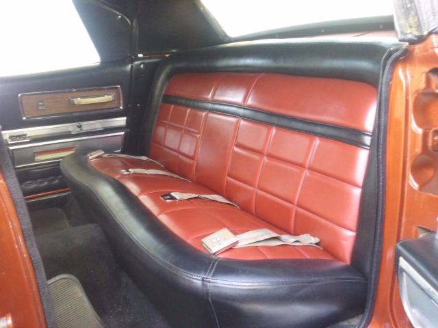 1967 SUNSET ORANGE Ford Thunderbird Coupe