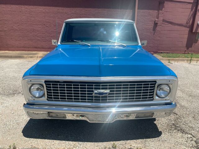 1972 Blue Chevrolet C-10 Standard Cab Pickup