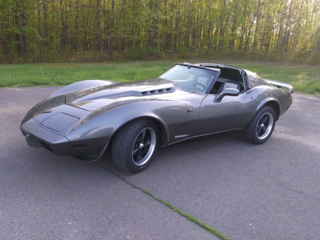 1977 Gray Chevrolet Corvette Coupe