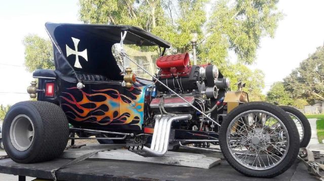 1914 Purple Ford Model T roadster