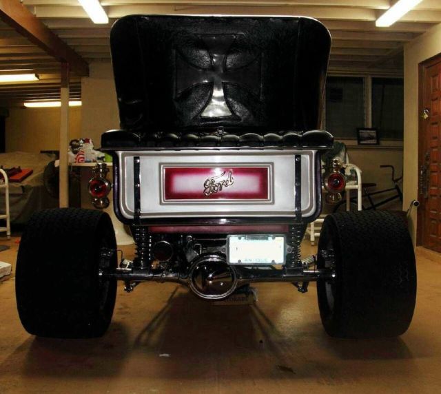 1914 Purple Ford Model T roadster