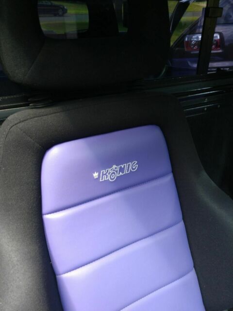 1990 Black Mazda B-Series Pickups Standard Cab Pickup