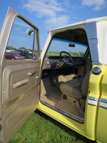 1966 Luna Yellow Chevrolet C-10 Standard Cab Pickup