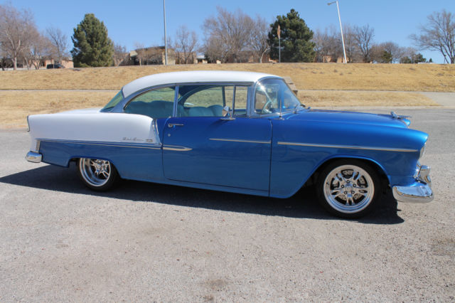 1955 ELECTRIC BLUE / WHITE Chevrolet Bel Air/150/210 HARDTOP