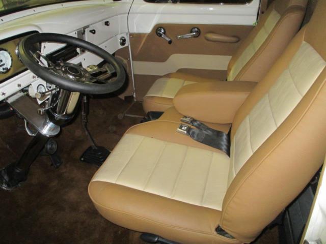 1953 White Ford F-100