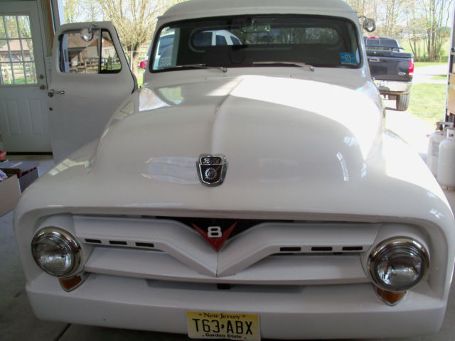 1953 White Ford F-100