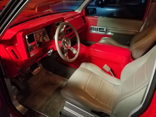 1992 Red Chevrolet C/K Pickup 1500 Extended Cab Pickup