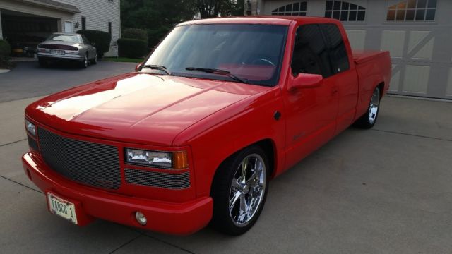 1992 Red Chevrolet C/K Pickup 1500 Extended Cab Pickup