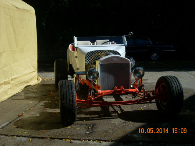 1923 white Ford Model T Convertible