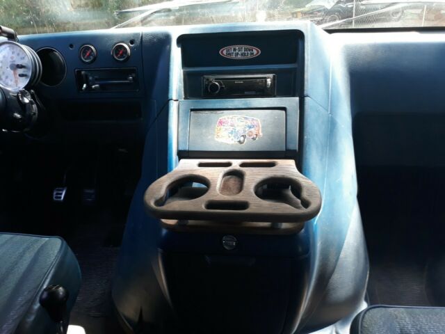 1985 Blue Chevrolet G20 Van Cargo van