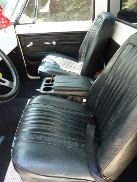 1972 White Chevrolet C-10