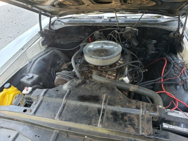 1968 White Oldsmobile Cutlass Convertible