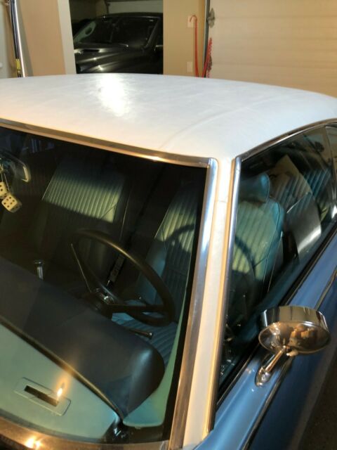 1968 Blue Oldsmobile Cutlass Coupe