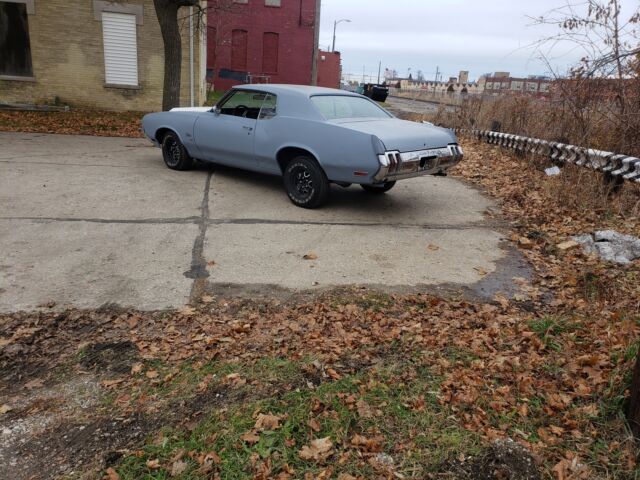 1970 Blue Oldsmobile Cutlass Coupe