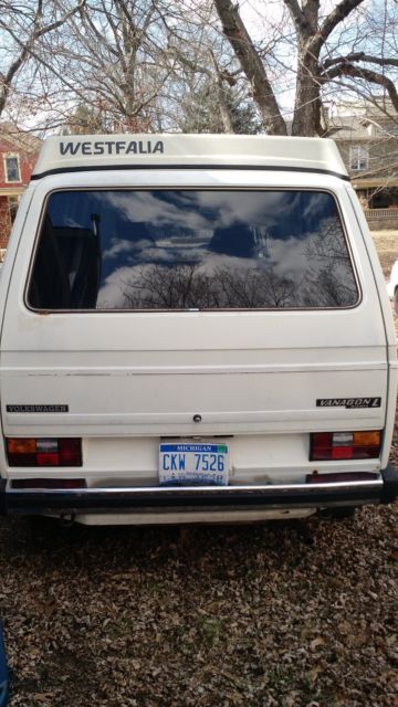 1982 White Volkswagen Bus/Vanagon Van Camper