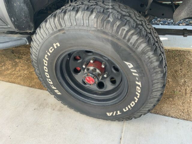 1984 Black & Tan Toyota 4Runner SUV