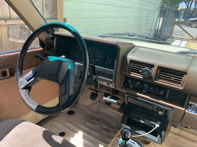 1984 Black & Tan Toyota 4Runner SUV