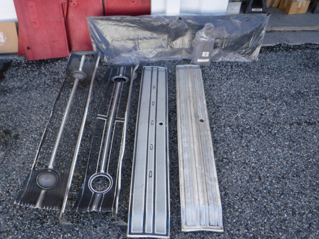 1968 White Dodge Dart Coupe