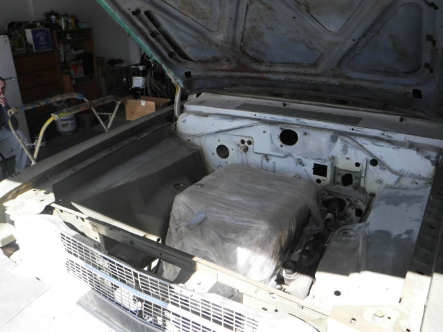 1968 White Dodge Dart Coupe