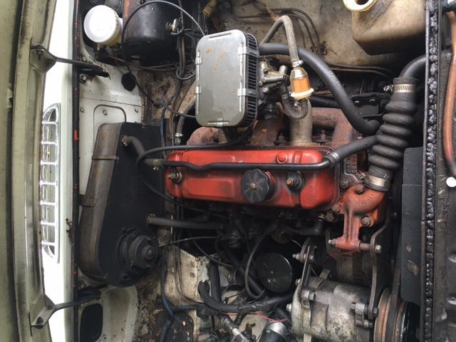 1970 white MG MGB hatchback