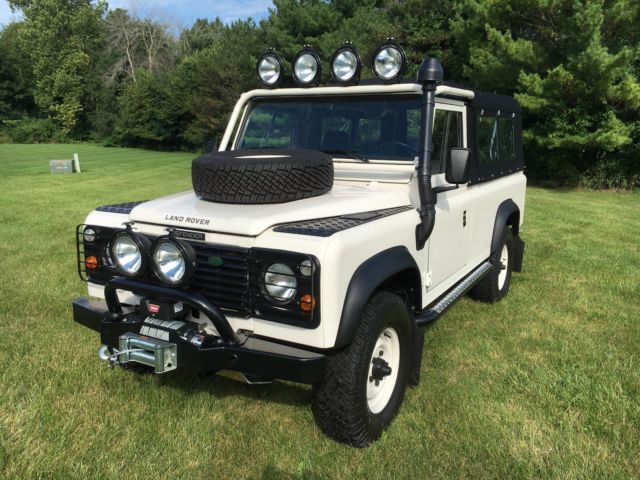 1989 White Land Rover Defender Convertible