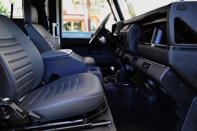 1989 White Land Rover Defender Convertible