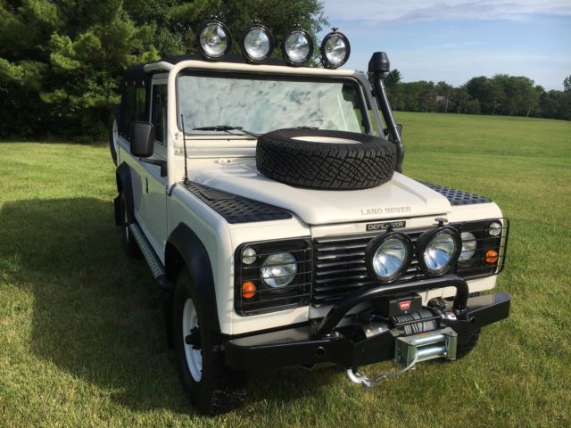 1989 White Land Rover Defender Convertible