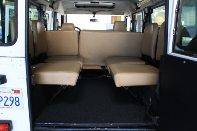 1987 White Land Rover Defender SUV