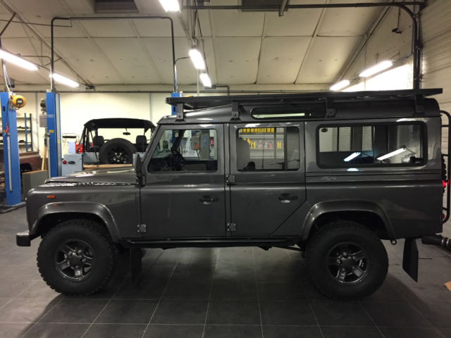 1991 Land Rover Defender