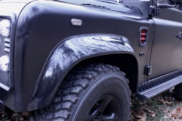 1985 Black Land Rover Defender SUV