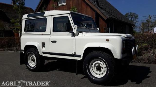 1988 Gray Land Rover Defender
