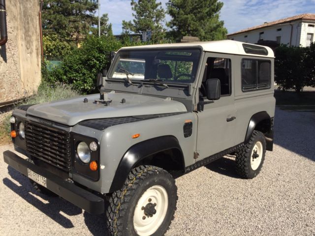 1990 Gray Land Rover Defender