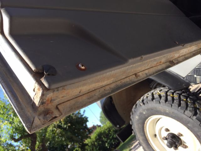 1990 Gray Land Rover Defender