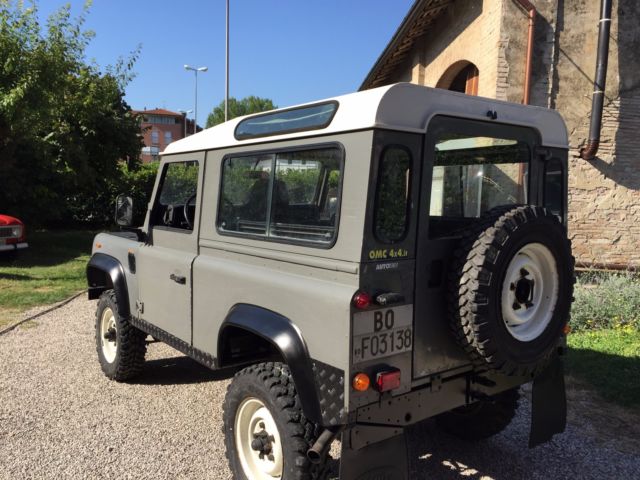 1990 Gray Land Rover Defender