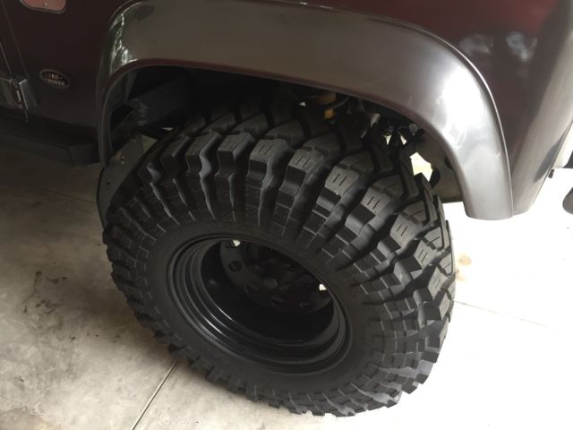 1990 Gray Land Rover Defender